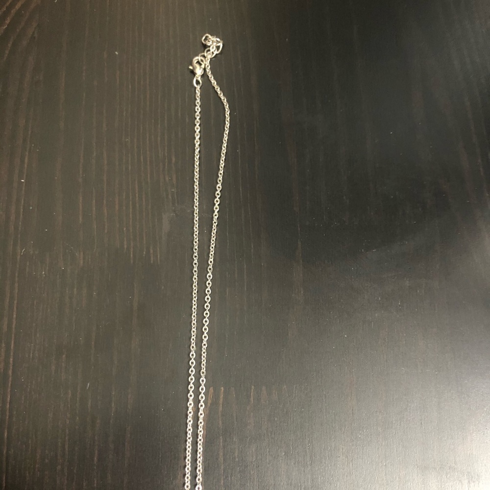Silver tone Forever 21 arrow rhinestone necklace - Picture 4 of 4